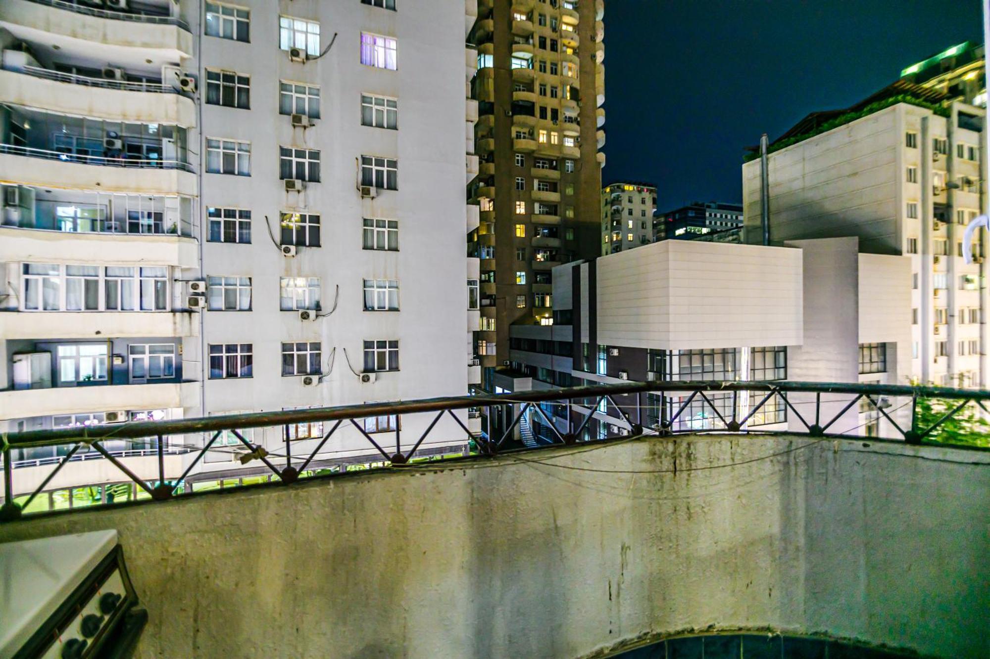 Nizami Apartment By Baku Housing Exterior photo